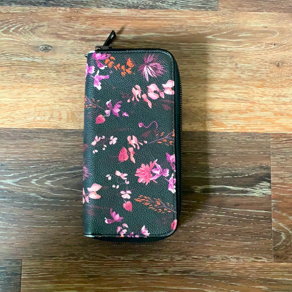 Double Zip Wallet